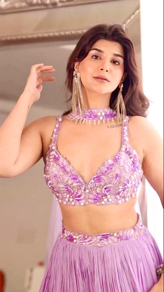 Deeksha Khurana X Anshika Tak Label ( Lavender Dreamscape - ensemble that embodies glamour & finesse)