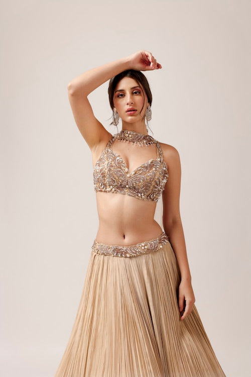 Golden Elegance: Opulent Ensemble of Timeless Charm & Splendor